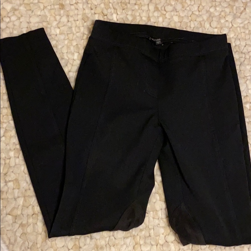 Express: Sculpting Rider Legging